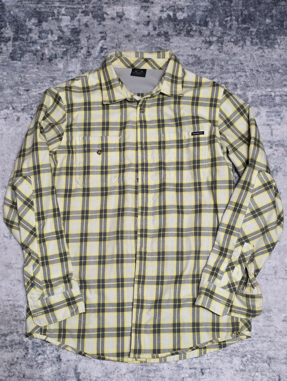 Oakley Shirt Men Medium